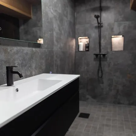 Rovakatu B12 * ロヴァニエミ